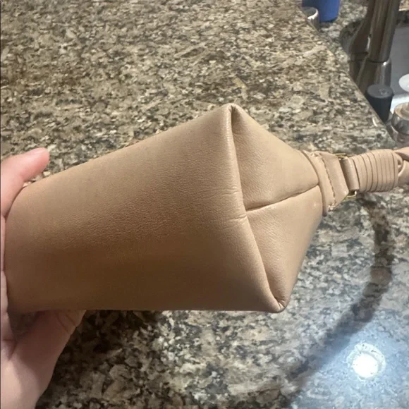 Aupen Nirvana Vegan Leather shoulder bag - Picture 5 of 7